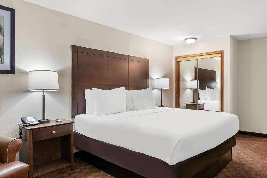 Best Western George West Executive Inn Habitación foto